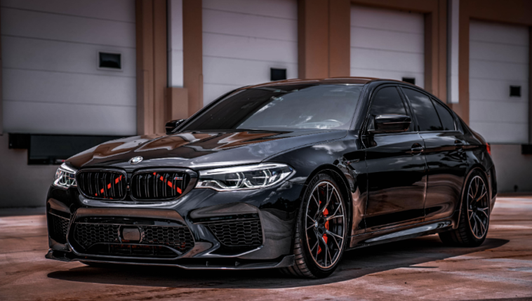 BMW M5 (F90)